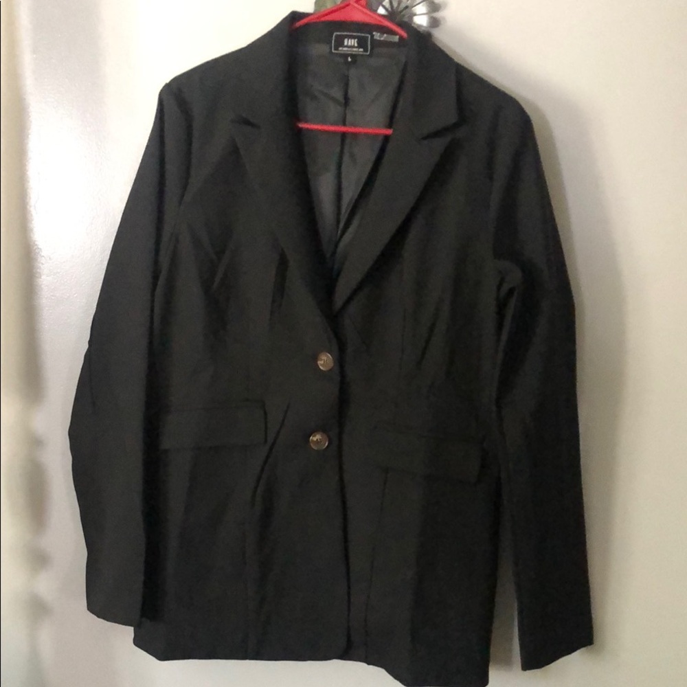 Black Slim Fit Blazer with Structured Lapels